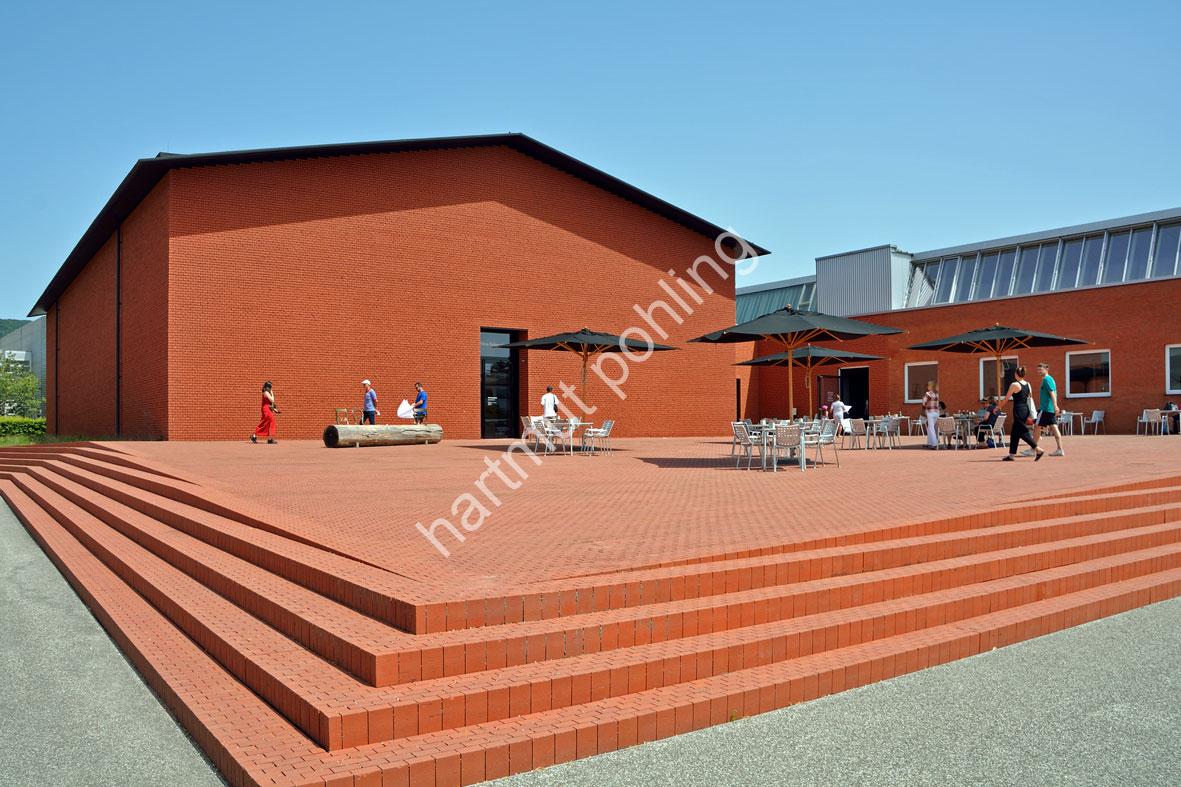 HERZOG-DE-MEURON-VITRA-SCHAUDEPOT02