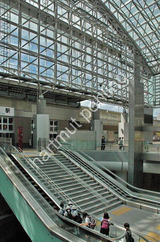 SHIRAE-RYUZO-KANAZAWA-STATION06