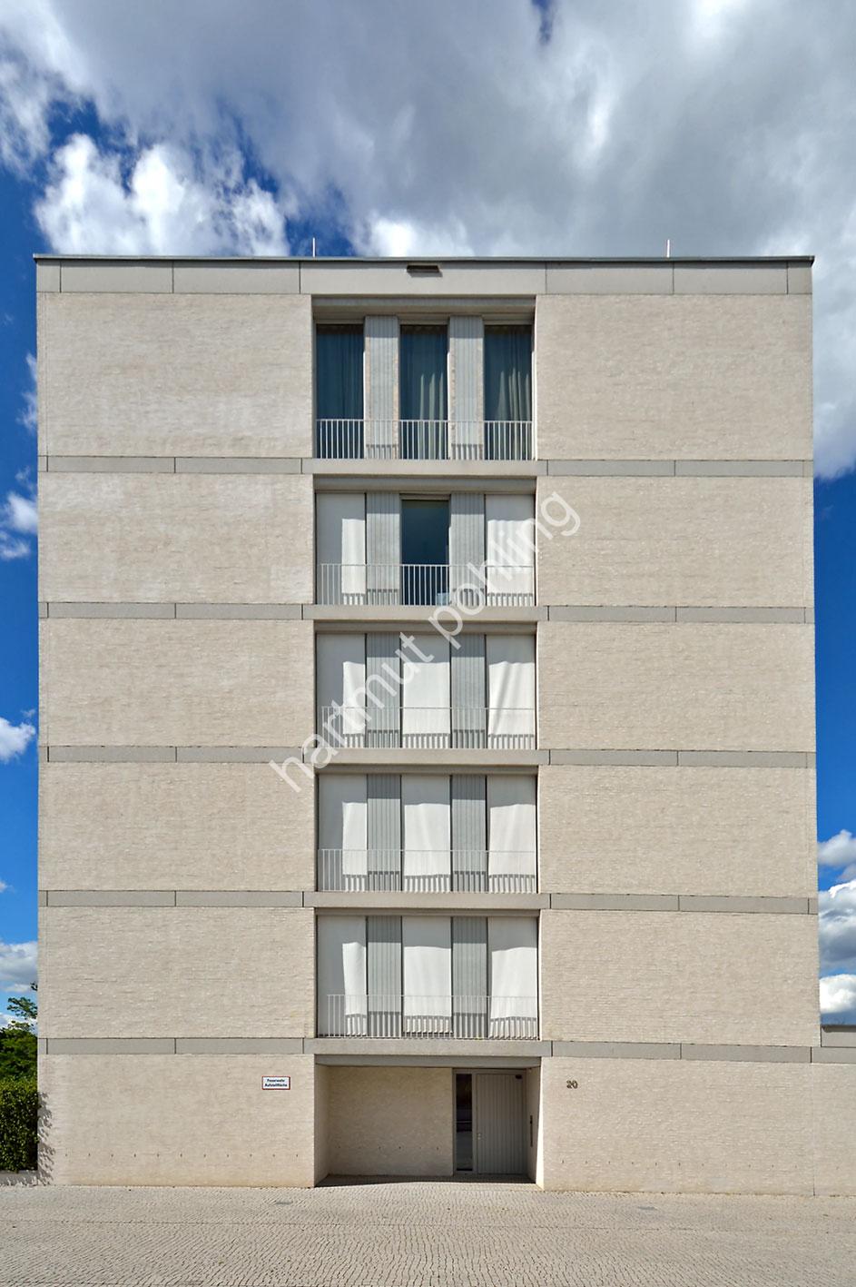 CHIPPERFIELD-DAVID-KILLESBERGHOEHE-STUTTGART04