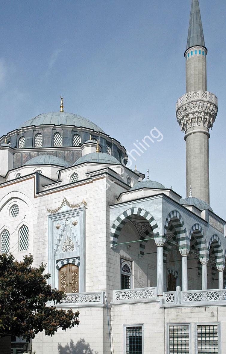 JAPANESE-MOSQUE-TOKYO-CAMII03