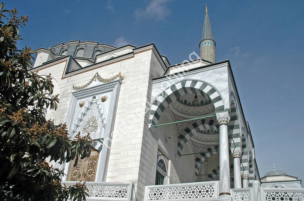 JAPANESE-MOSQUE-TOKYO-CAMII04