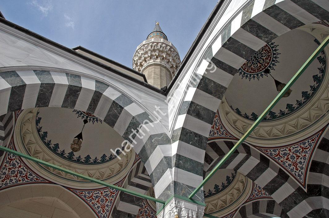 JAPANESE-MOSQUE-TOKYO-CAMII05
