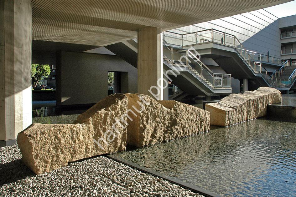 YANAGISAWA-TAKAHIKO-NEW-NATIONAL-THEATRE
