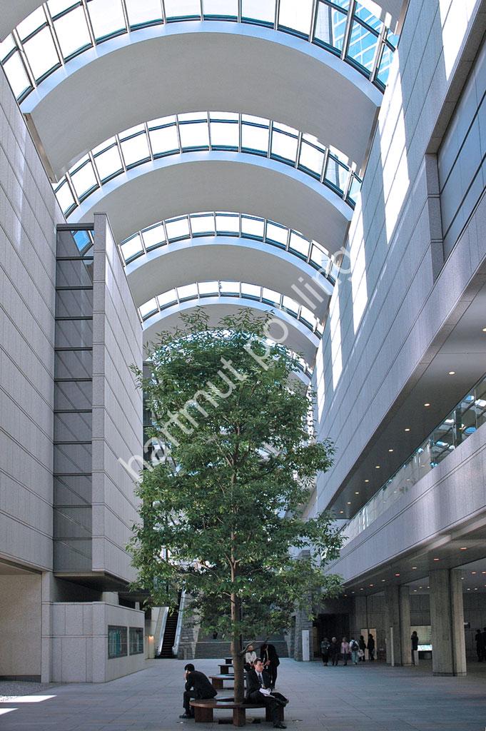 YANAGISAWA-TAKAHIKO-NEW-NATIONAL-THEATRE08