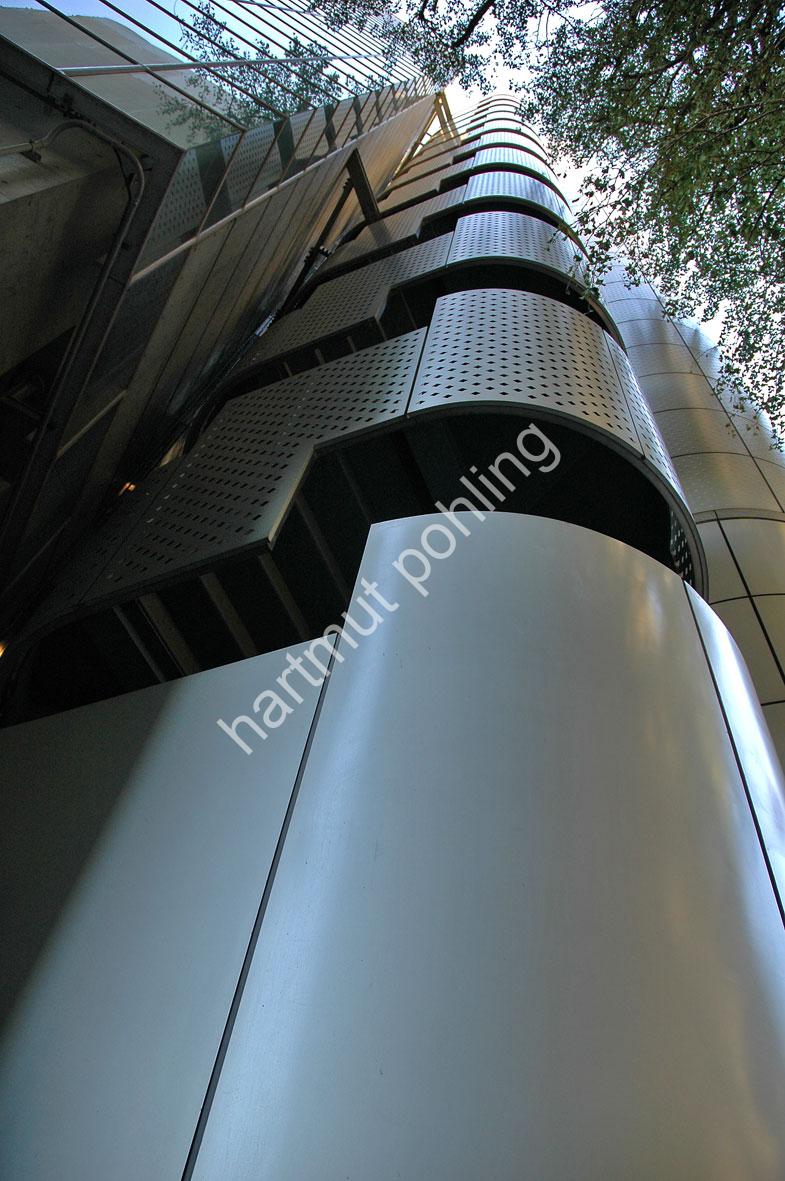 SAKAKURA-ASSOCIATES-FOREST-BUILDING03