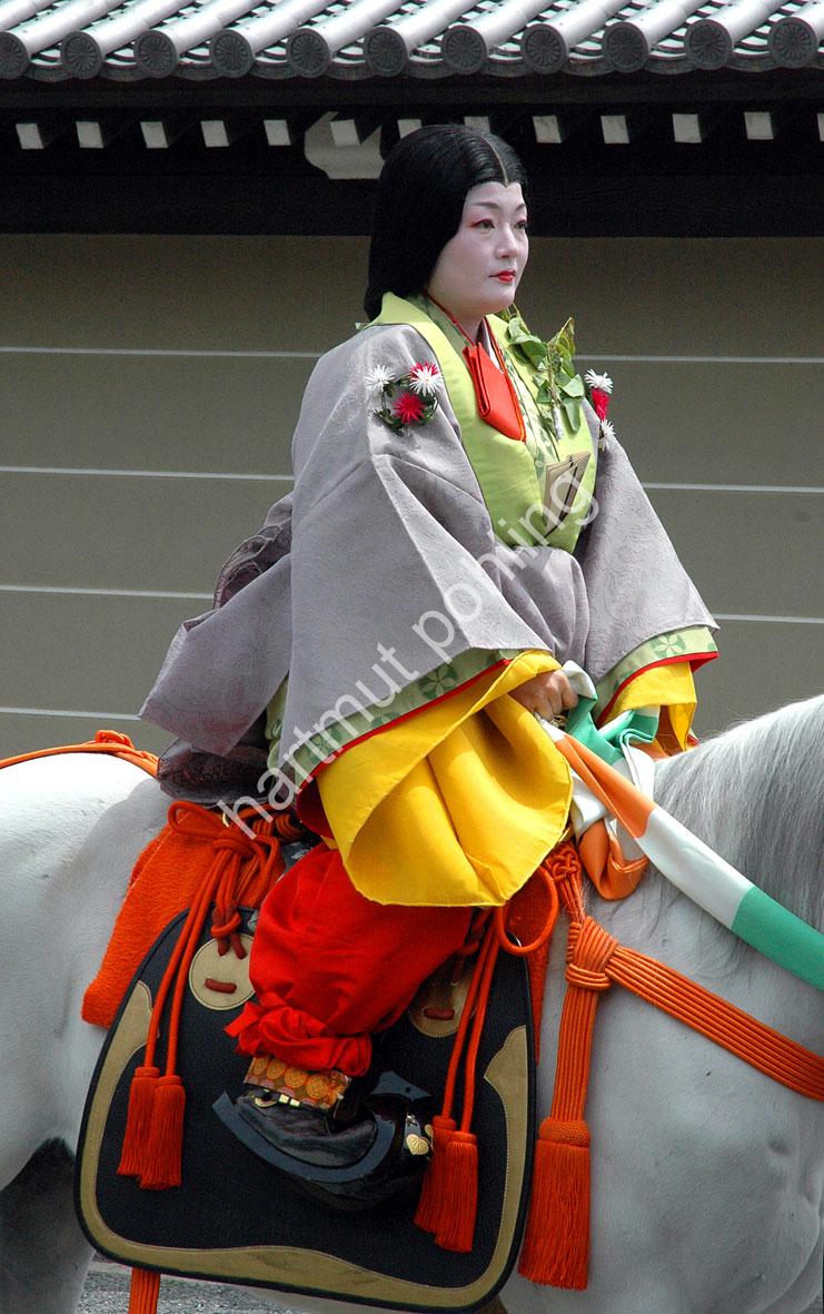 JAPAN-MATSURI-AOI11