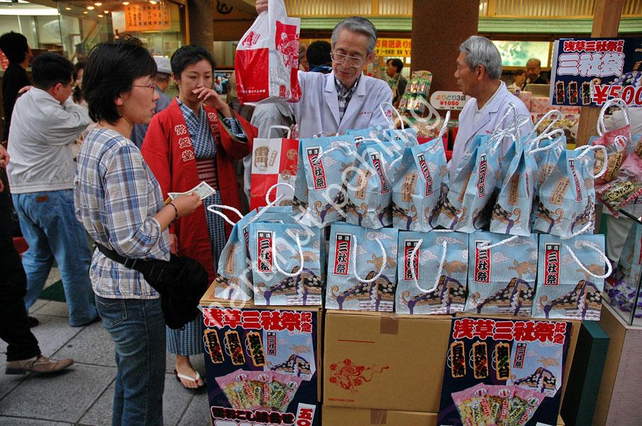 JAPAN-MATSURI-SANJA-FESTIVAL17