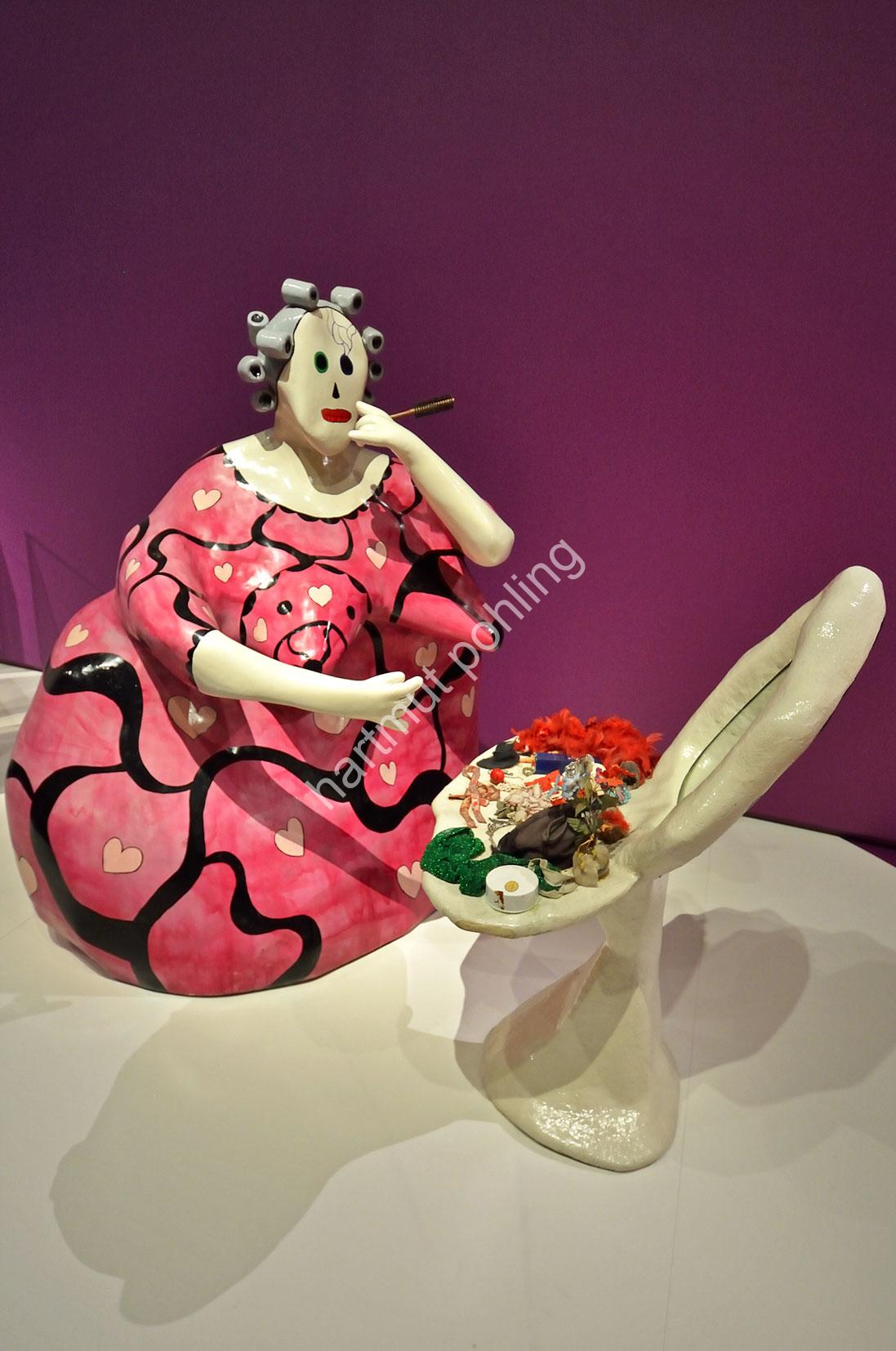DE-SAINT-PHALLE-NIKI-LA-TOILETTE02