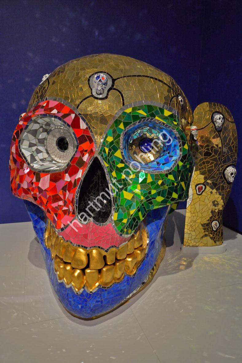 DE-SAINT-PHALLE-NIKI-SKULL03