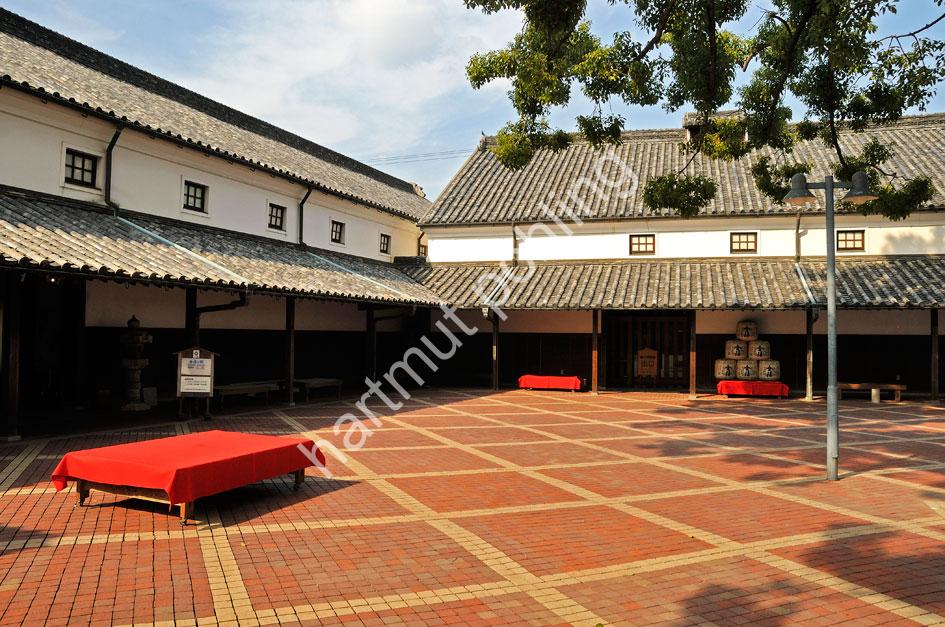 JAPAN-STADT-KOTOHIRA-KINRYO-NO-SATO-SAKE-MUSEUM