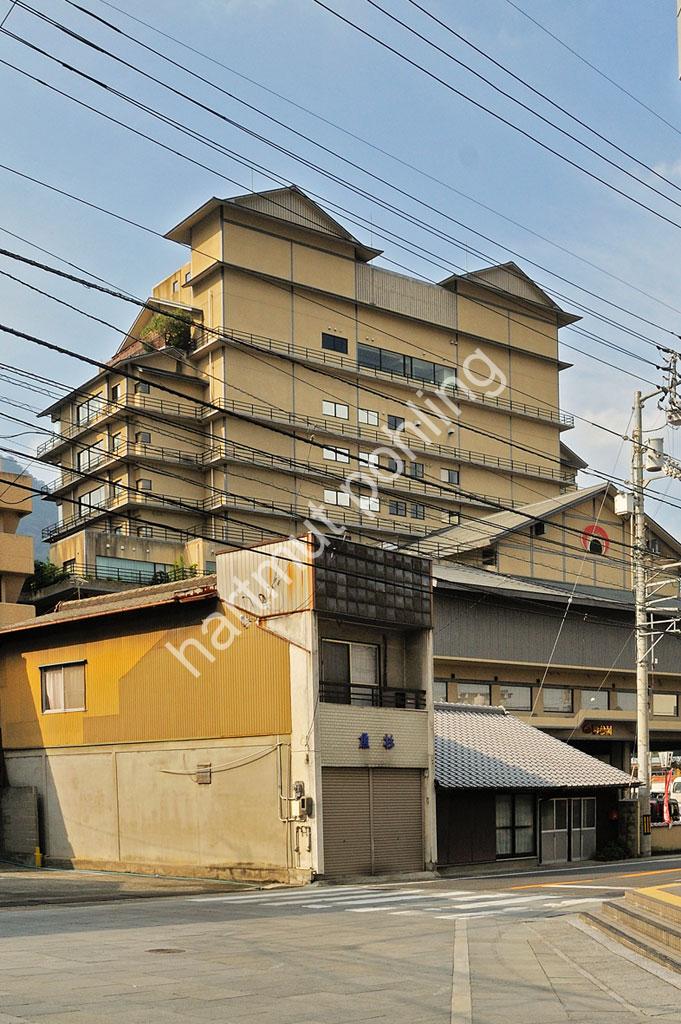 JAPAN-STADT-KOTOHIRA-KOTOSANKAKU-ONSEN