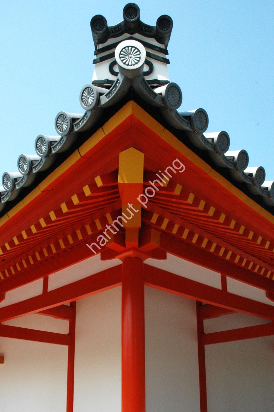 JAPANESE-PALACE-KYOTO-GOSHO-CORRIDOR-AROUND-SHISHINDEN-DETAIL