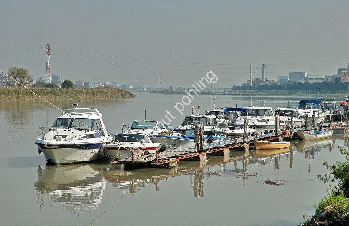 JAPAN-STADT-KAWASAKI-TAMA-RIVER03