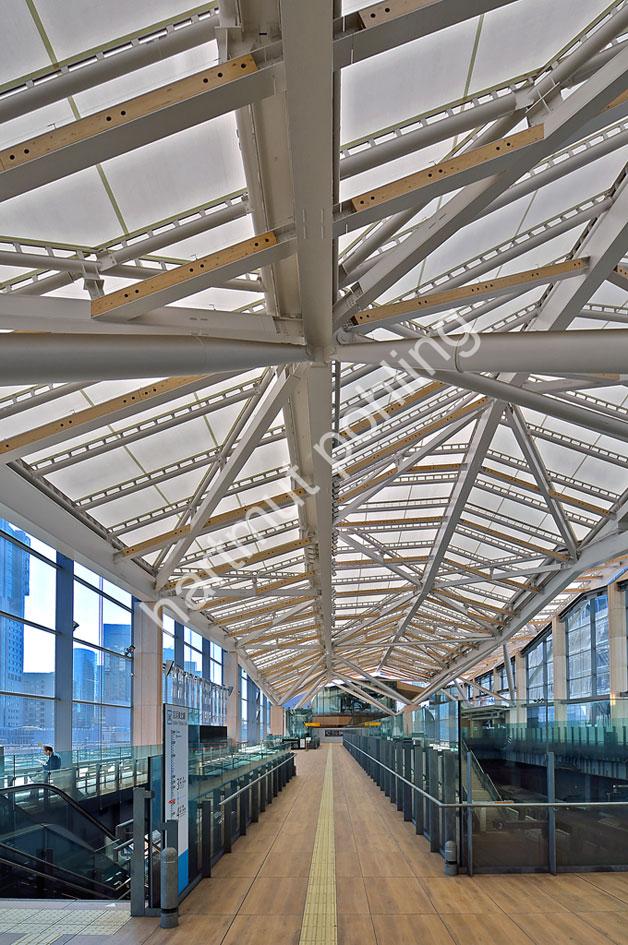 KUMA-KENGO-TAKANAWA-GATEWAY-STATION03