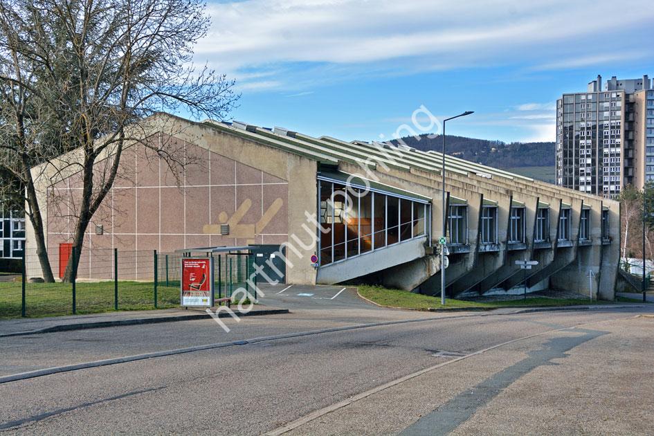 LE-CORBUSIER-GYMNASE-MUNICIPAL-FIRMINY-VERT02