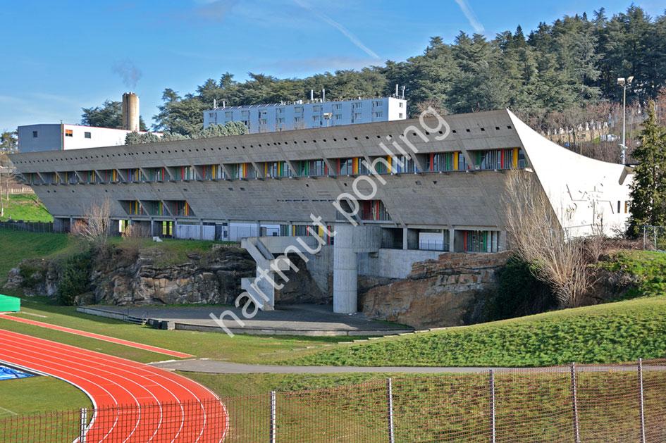 LE-CORBUSIER-MAISON-DE-LA-CULTURE-DE-FIRMINY-VERT04