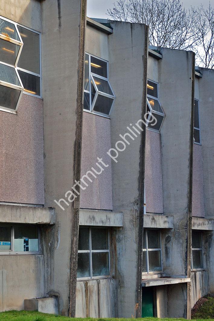 LE-CORBUSIER-MAISON-DE-LA-CULTURE-DE-FIRMINY-VERT08