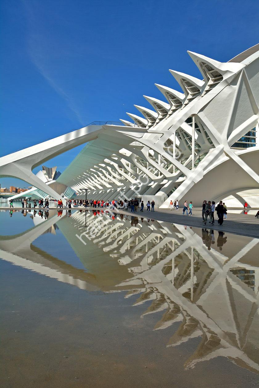 CALATRAVA-SANTIAGO-MUSEU-DE-LES-CIENCIES09
