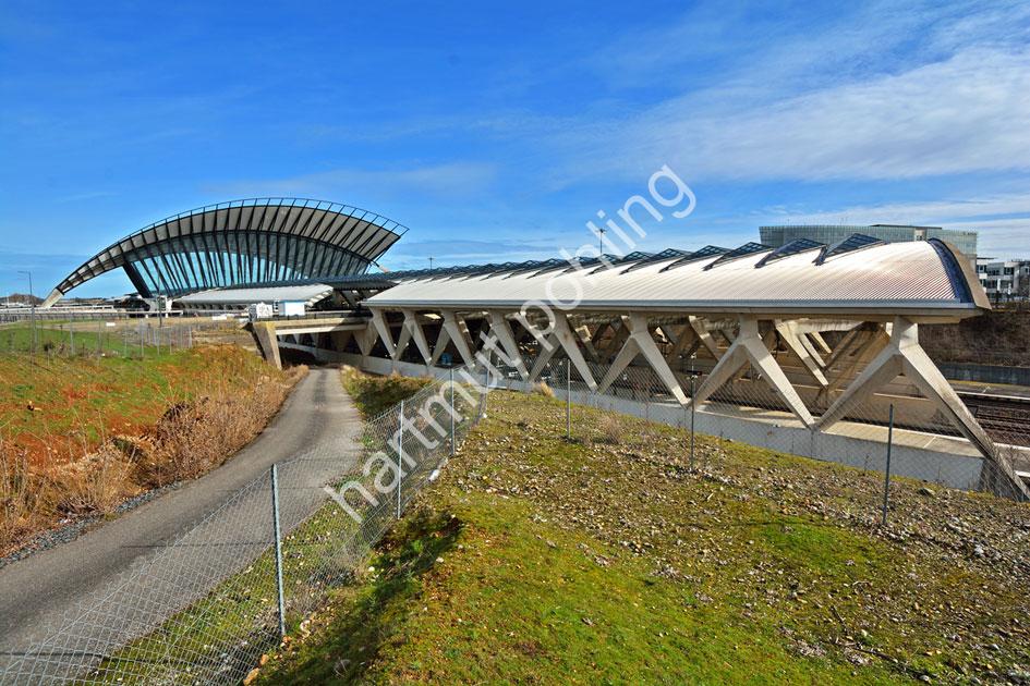 CALATRAVA-SANTIAGO-SAINT-EXUPERY-TGV-STATION