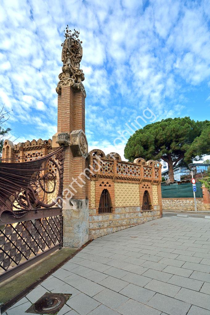 GAUDI-ANTONI-GUEELL-PAVILIONS03