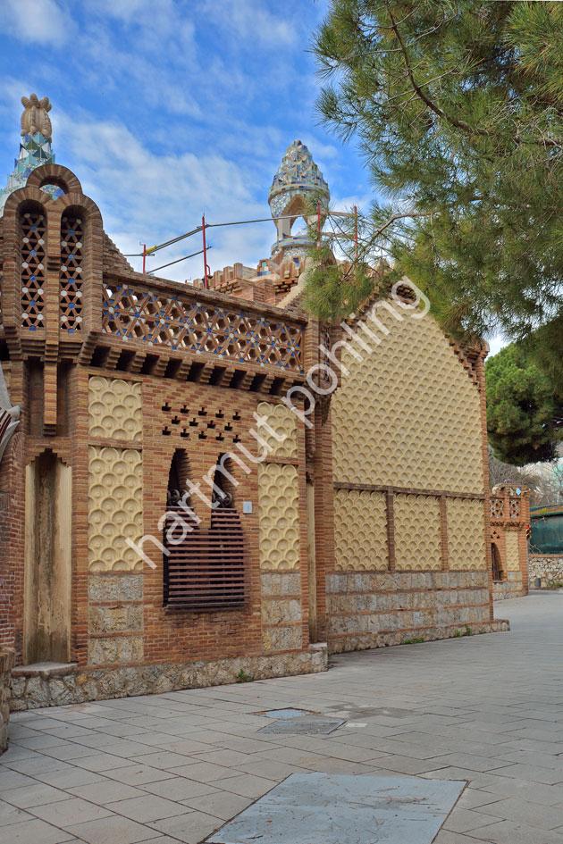 GAUDI-ANTONI-GUEELL-PAVILIONS04