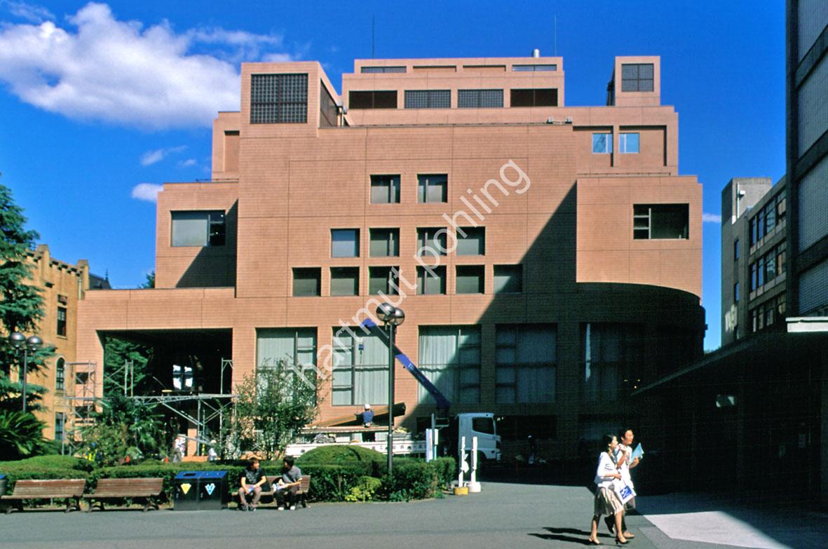 MAKI-FUMIHIKO-KEIO-UNIVERSITY-NEW-LIBRARY