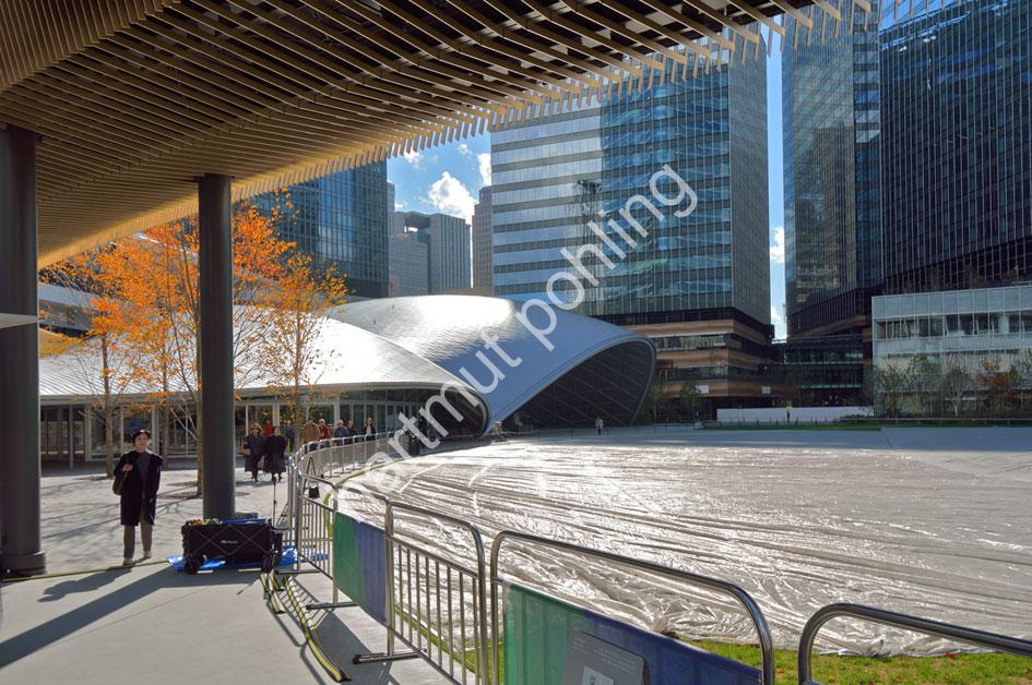 SANAA-ROHTO-HEART-SQUARE-UMEKITA