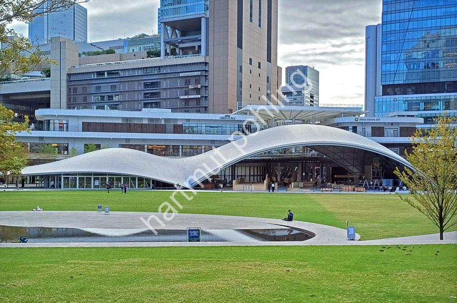 SANAA-ROHTO-HEART-SQUARE-UMEKITA06