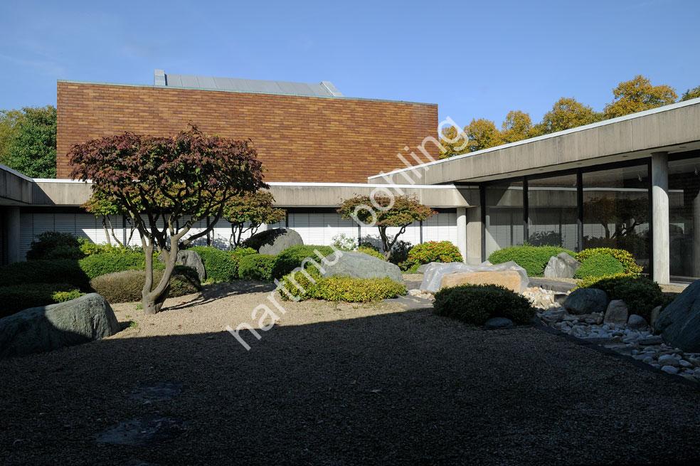 MAEKAWA-KUNIO-MUSEUM-EAST-ASIAN-ART-COLOGNE05