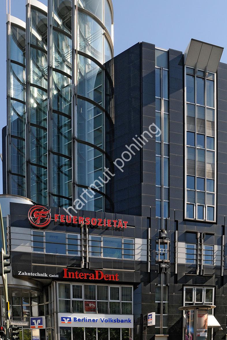 TAKAMATSU-SHIN-QUASAR-BUILDING-BERLIN03