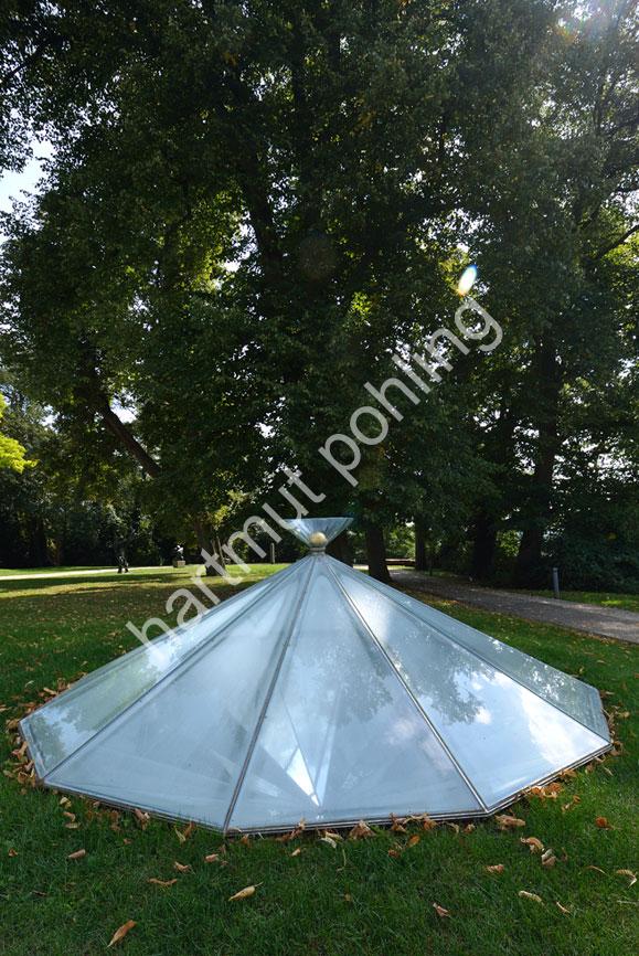 HORN-REBECCA-VENUSRECHTER03