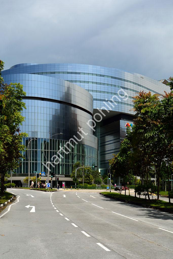 MAKI-FUMIHIKO-MEDIA-CORP-SINGAPORE03