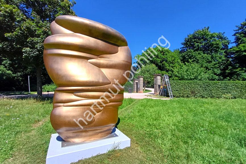 CRAGG-TONY-MASKS-GOLD