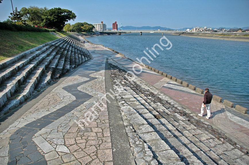 JAPAN-STADT-TOYOHASHI-TOYOGAWA-RIVER