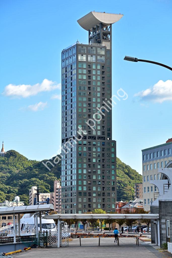 KUROKAWA-KISHO-MOJIKO-RETRO-HIGH-MART02