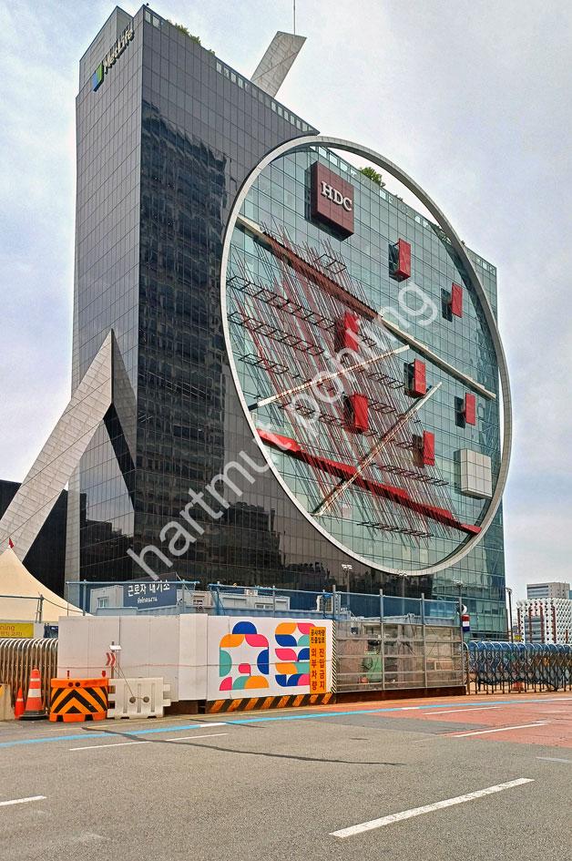LIBESKIND-DANIEL-TANGENT-FACADE05