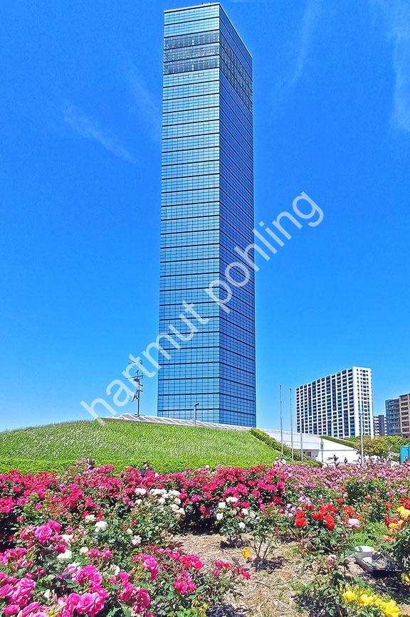 NIKKEN-SEKKEI-CHIBA-PORT-TOWER