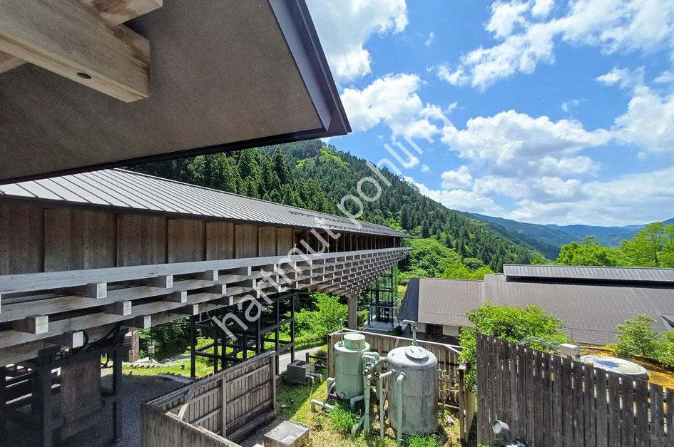 KUMA-KENGO-YUSUHARA-WOODEN-BRIDGE-GALLERY04
