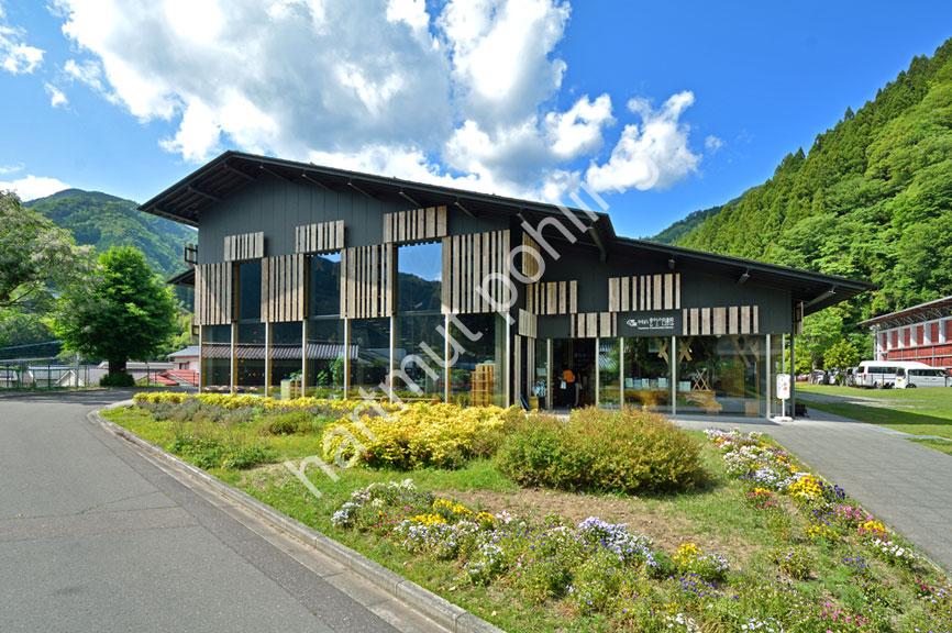 KUMA-KENGO-YUSUHARA-TOWN-LIBRARY03